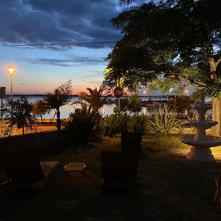 Kuca Za Odmor Nika Holiday home Vrsi